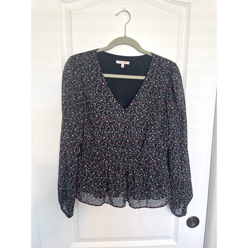 Skies are blue floral peplum top
